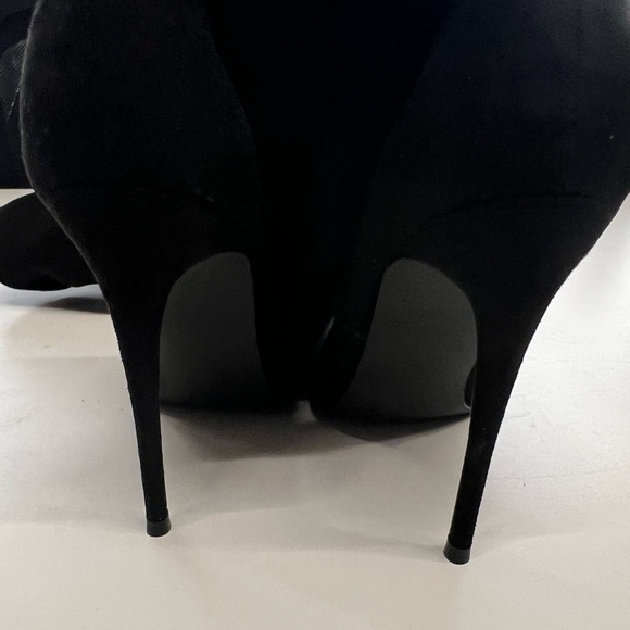 Steve Madden thigh high boots - Picture 2 of 3